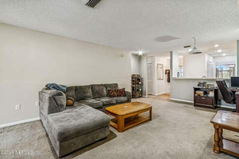 1604 Arcadia Drive #105, Jacksonville FL - photo 9 of 26