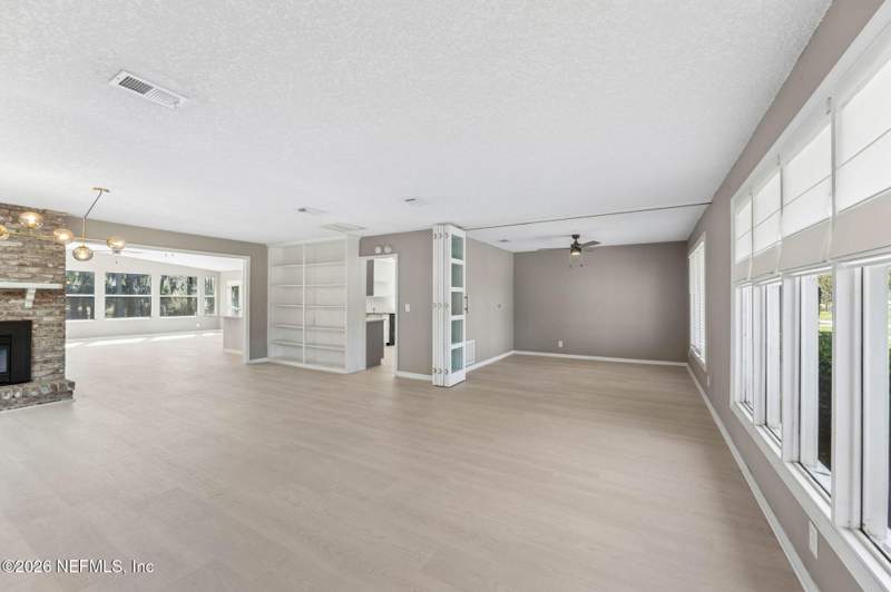 4 bedroom Single Family Residence at 7955 Pine Lake Road, Deerwood, Jacksonville — photo 4