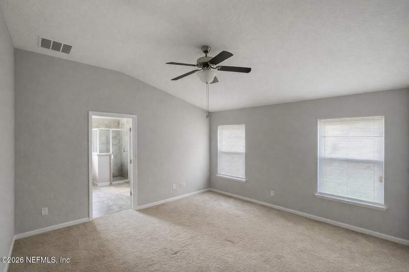 4 bedroom Single Family Residence at 5937 Round Table Rd Road, Picketts Cove, Jacksonville — photo 4