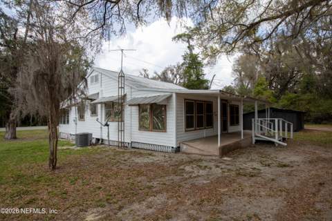 412 S County Road 21, Hawthorne FL - photo 12 of 76