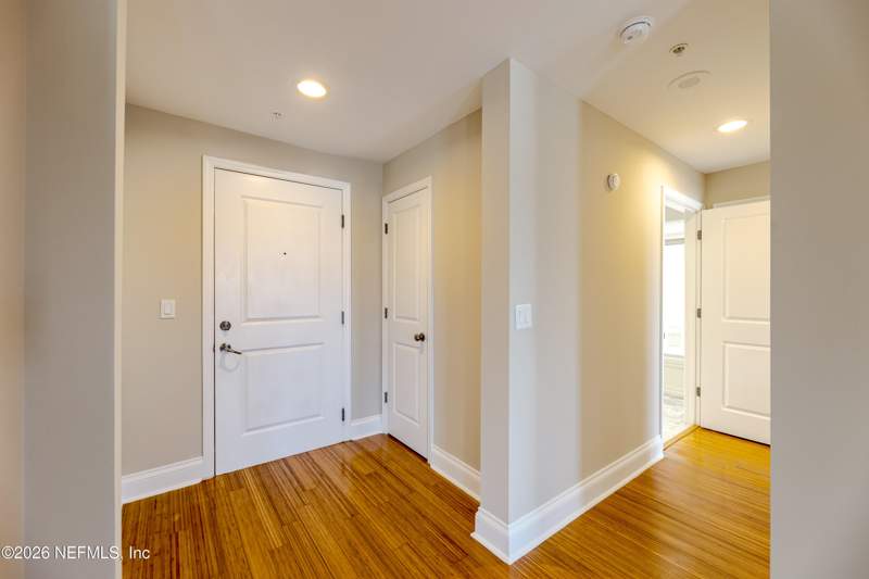2 bedroom Condominium at 400 Bay Street #404, The Plaza Condominium At Berkman, Jacksonville — photo 3