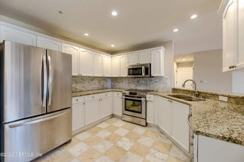 400 Bay Street #404, Jacksonville FL - photo 14 of 28