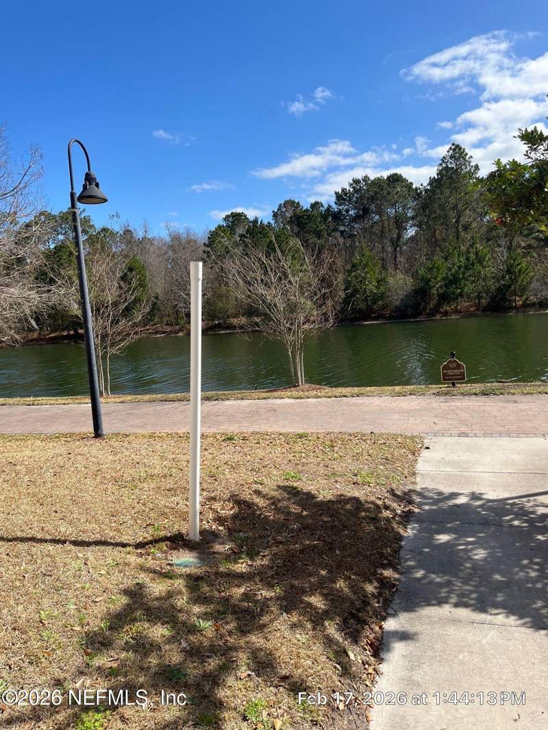 3 bedroom Townhouse at 593 Running Woods Street, Towering Oaks, Orange Park — photo 2