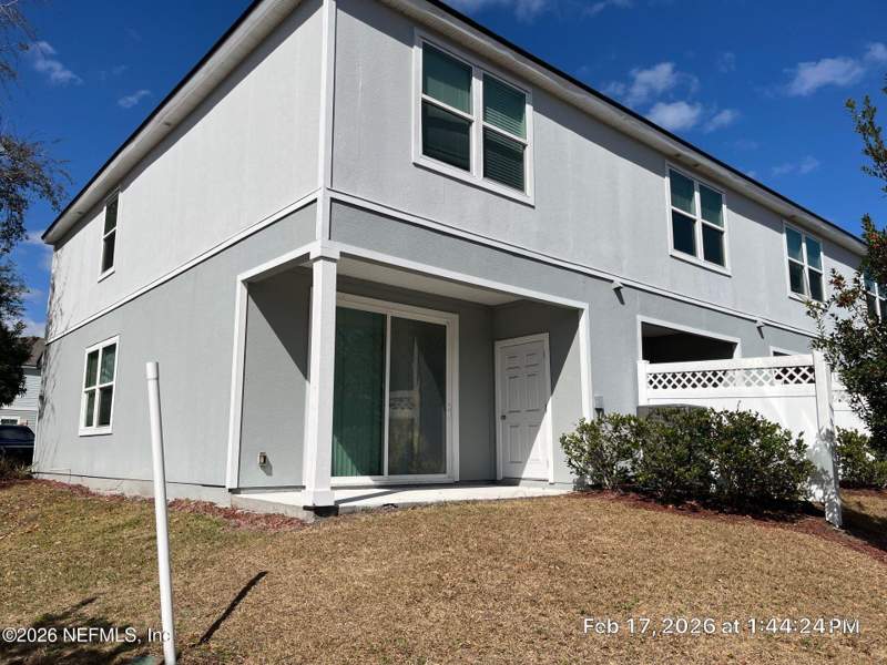3 bedroom Townhouse at 593 Running Woods Street, Towering Oaks, Orange Park — photo 3