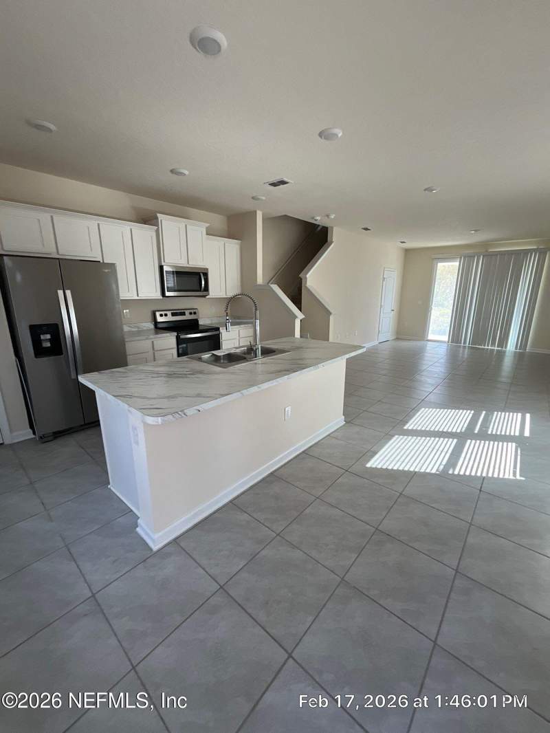 3 bedroom Townhouse at 593 Running Woods Street, Towering Oaks, Orange Park — photo 4