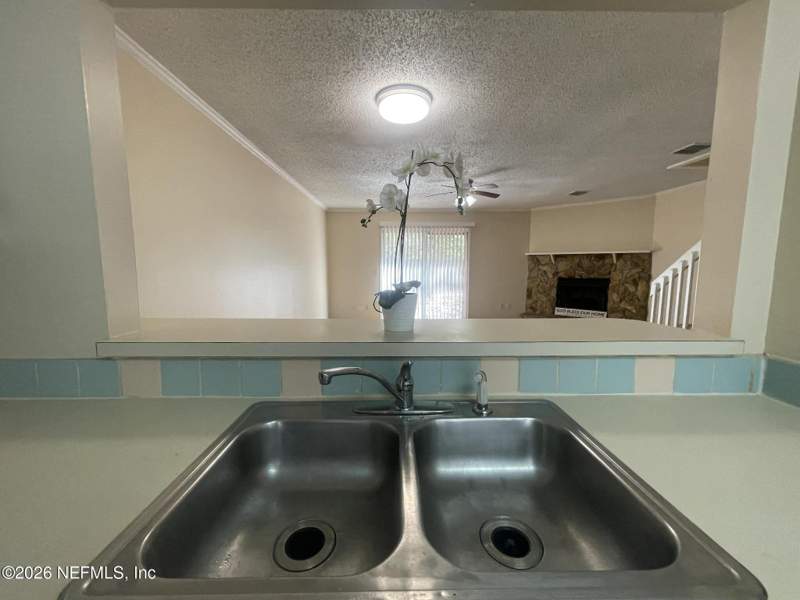 2 bedroom Single Family Residence at 5626 Bryner Drive, Lexington Square, Jacksonville — photo 5