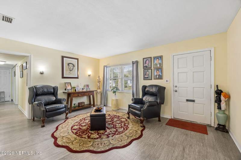 3 bedroom Single Family Residence at 7022 Gaillardia Road, Arlington Hills, Jacksonville — photo 5