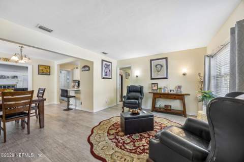 7022 Gaillardia Road, Jacksonville FL - photo 7 of 33