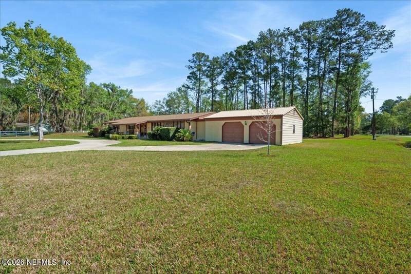 4 bedroom Single Family Residence at 611 Plantation Drive, Tara Farms, Middleburg — photo 5
