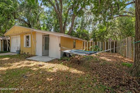 2720 Apache Avenue, Jacksonville FL - photo 14 of 55