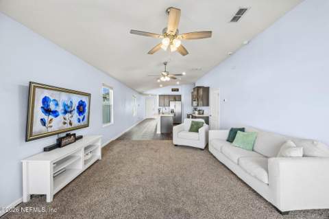 6482 Bucking Bronco Drive, Jacksonville FL - photo 9 of 39