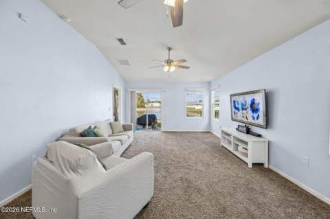 6482 Bucking Bronco Drive, Jacksonville FL - photo 11 of 39