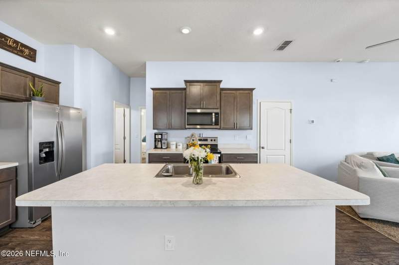 3 bedroom Single Family Residence at 6482 Bucking Bronco Drive, Winchester Ridge, Jacksonville — photo 5