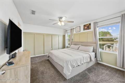 6482 Bucking Bronco Drive, Jacksonville FL - photo 12 of 39
