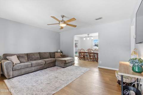 2438 Buttonwood Drive, Jacksonville FL - photo 7 of 38