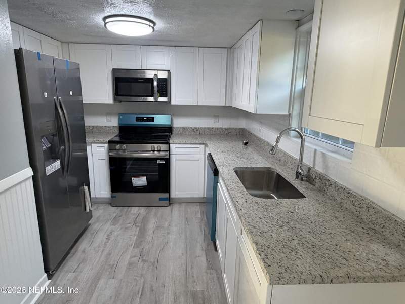 3 bedroom Townhouse at 6137 Tuscony Circle, Tuscony, Jacksonville — photo 3