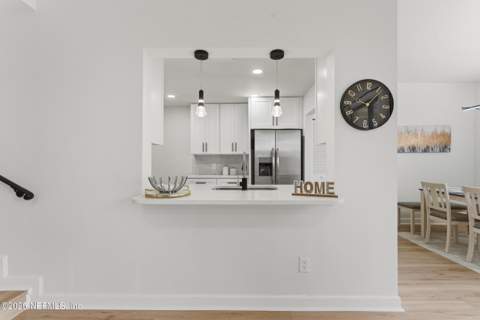 7602 Las Palmas Way #181, Jacksonville FL - photo 7 of 34
