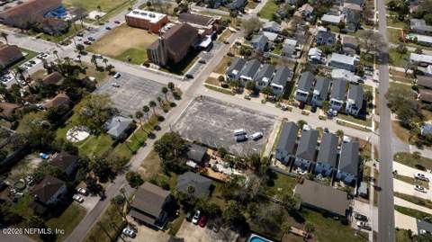 435 3rd Avenue, Jacksonville Beach FL - photo 9 of 13