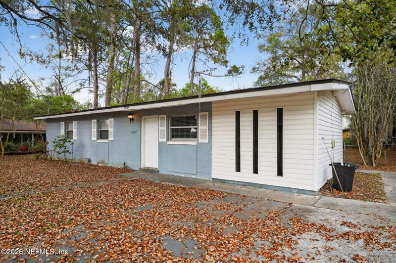 3 bedroom Single Family Residence at 8609 Oak Leaf Road, Harbor View, Jacksonville — photo 2