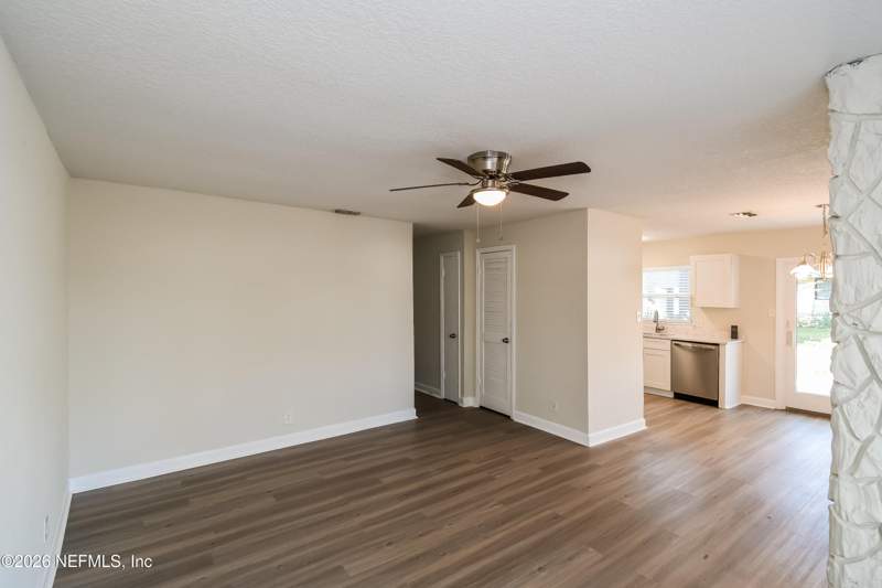 3 bedroom Single Family Residence at 3348 Phyllis Street, Murray Hill Heights, Jacksonville — photo 3