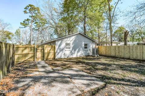 3348 Phyllis Street, Jacksonville FL - photo 12 of 12