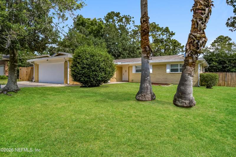 3 bedroom Single Family Residence at 1007 Grove Park Lane, Grove Park, Orange Park — photo 3