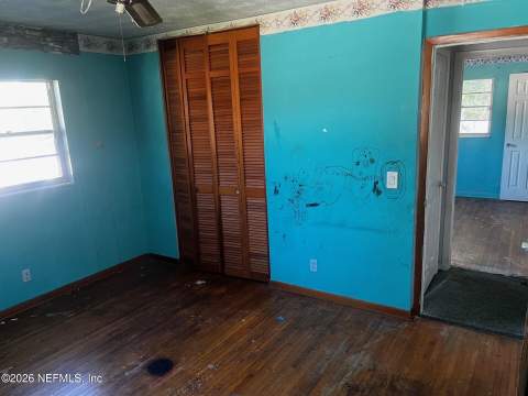 211 Saturn Lane, Orange Park FL - photo 9 of 36