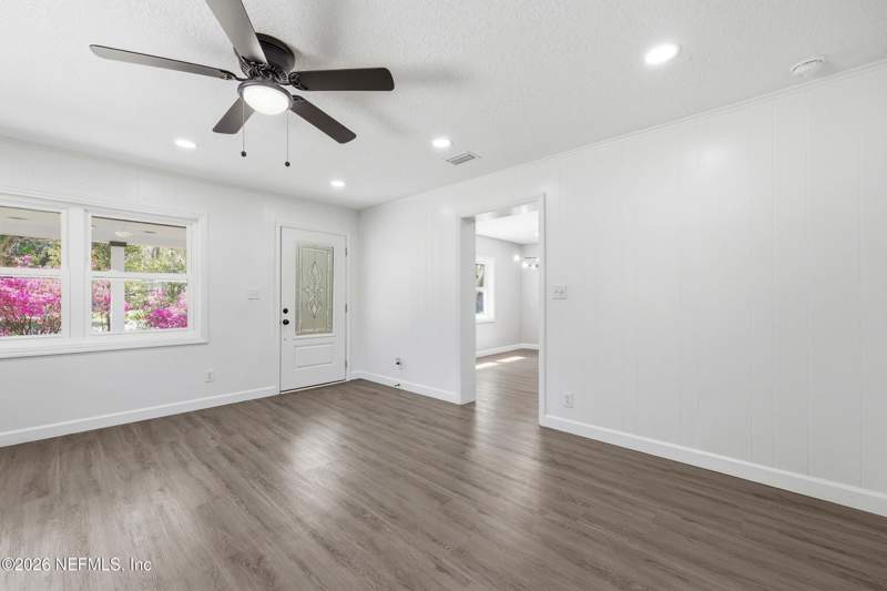 3 bedroom Single Family Residence at 3675 Nicholas Circle, Nicholas Court, Jacksonville — photo 3