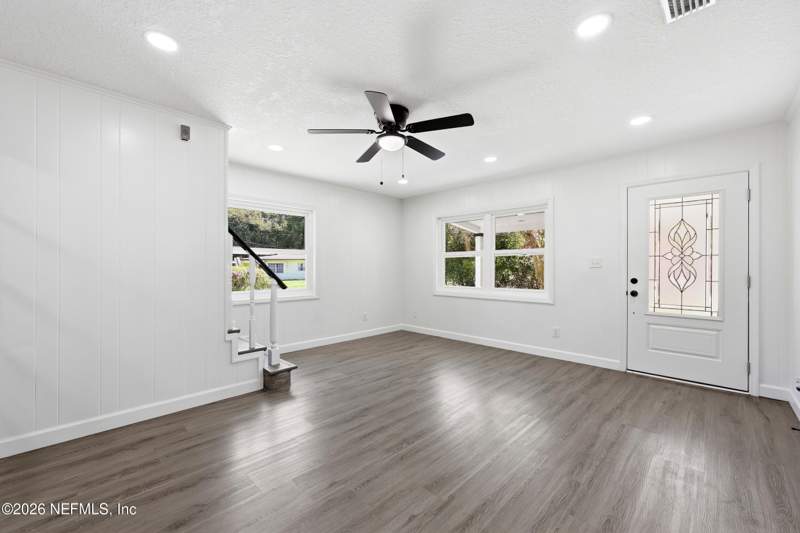 3 bedroom Single Family Residence at 3675 Nicholas Circle, Nicholas Court, Jacksonville — photo 4