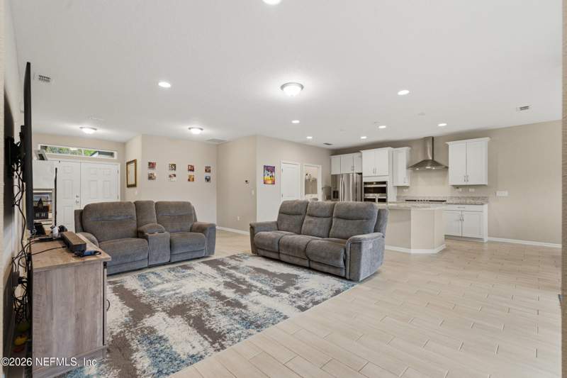 3 bedroom Single Family Residence at 635 Sycamore Way, Wilford Preserve, Orange Park — photo 4