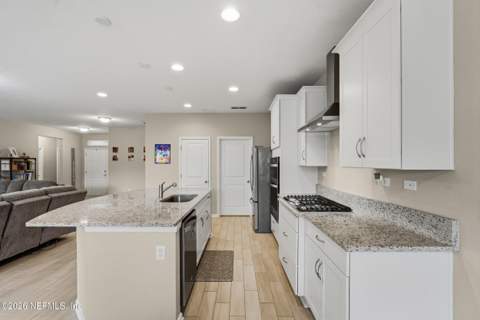 635 Sycamore Way, Orange Park FL - photo 12 of 43