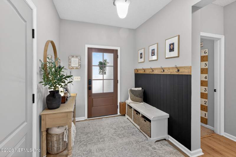 4 bedroom Single Family Residence at 4683 Pine Lake Drive, Pine Ridge, Middleburg — photo 5