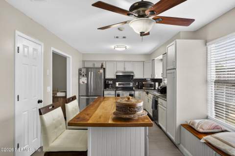 3311 Deerfield Pointe Drive, Orange Park FL - photo 10 of 25
