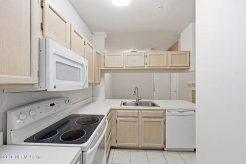 170 Veracruz Drive #334, Ponte Vedra Beach FL - photo 16 of 40