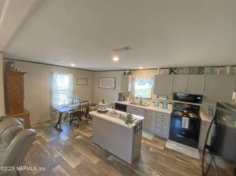 203 SW 5th Avenue, Palatka FL - photo 9 of 31
