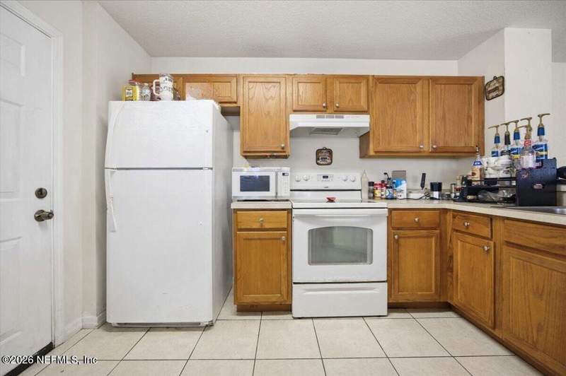 3 bedroom Condominium at 8550 Argyle Business Loop #208, Cottages At Argyle Condo, Jacksonville — photo 5