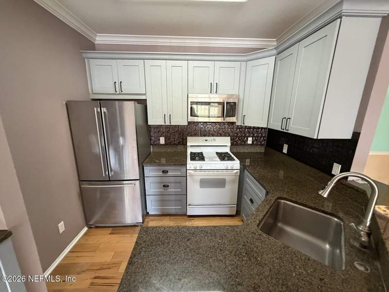 2 bedroom Condominium at 13810 Sutton Park Drive #823, The Grand Reserve, Jacksonville — photo 2