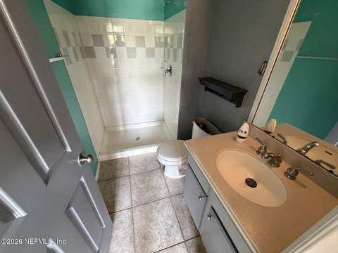 13810 Sutton Park Drive #823, Jacksonville FL - photo 8 of 10