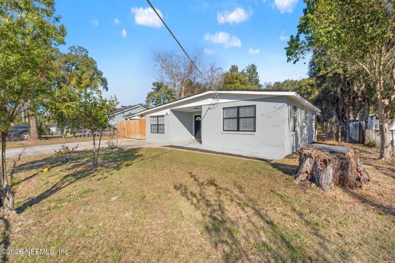 4 bedroom Single Family Residence at 4721 Bedford Road, John T Hunter Garden, Jacksonville — photo 4