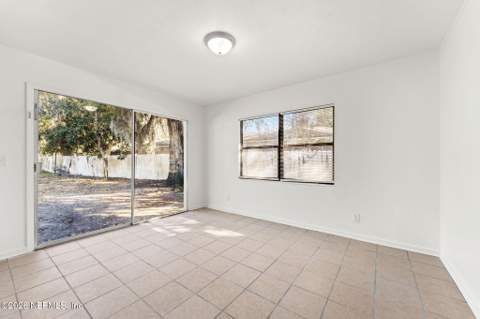 4721 Bedford Road, Jacksonville FL - photo 16 of 31