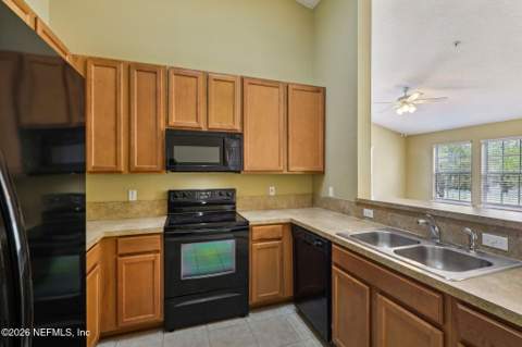 575 Oakleaf Plantation Parkway #916, Orange Park FL - photo 17 of 36