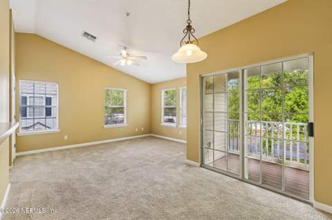 575 Oakleaf Plantation Parkway #916, Orange Park FL - photo 12 of 36