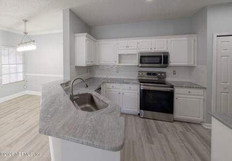 10000 Gate Parkway #726, Jacksonville FL - photo 17 of 44