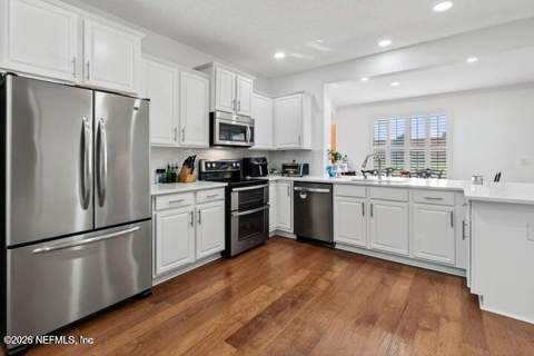 13439 Isla Vista Drive, Jacksonville FL - photo 21 of 48