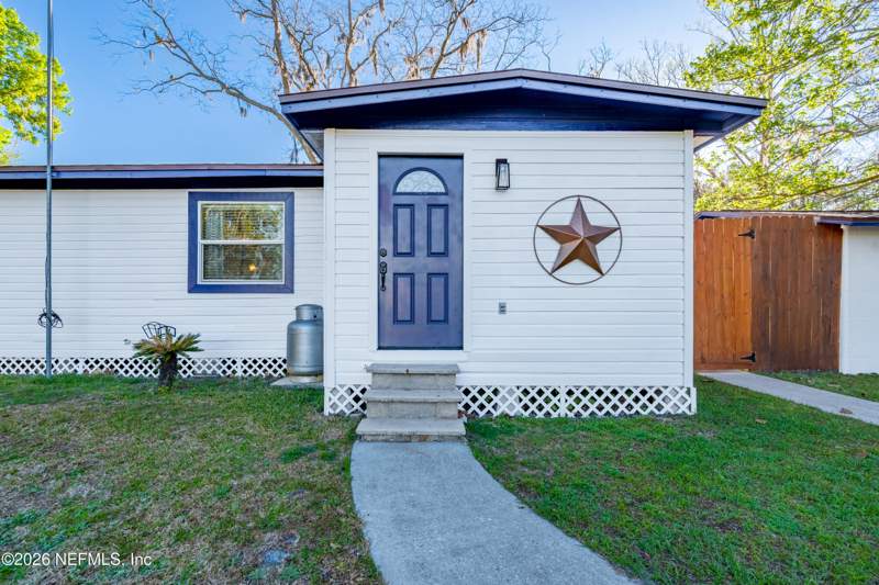 2 bedroom Single Family Residence at 18273 NW State Road 16, Starke, Starke — photo 4