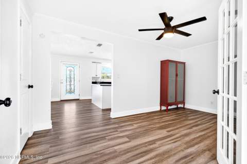 666 Edgewood Avenue, Jacksonville FL - photo 16 of 24