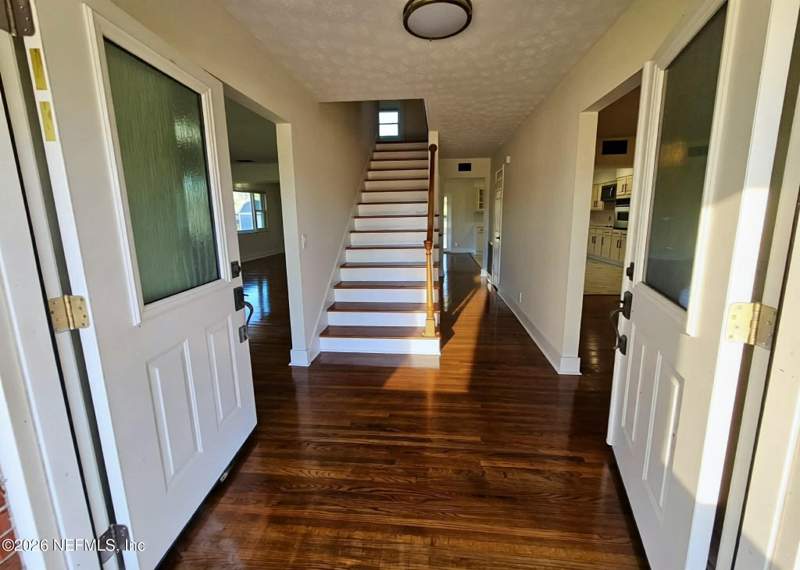 4 bedroom Single Family Residence at 10206 Shoreview Drive, Shorewood, Jacksonville — photo 5