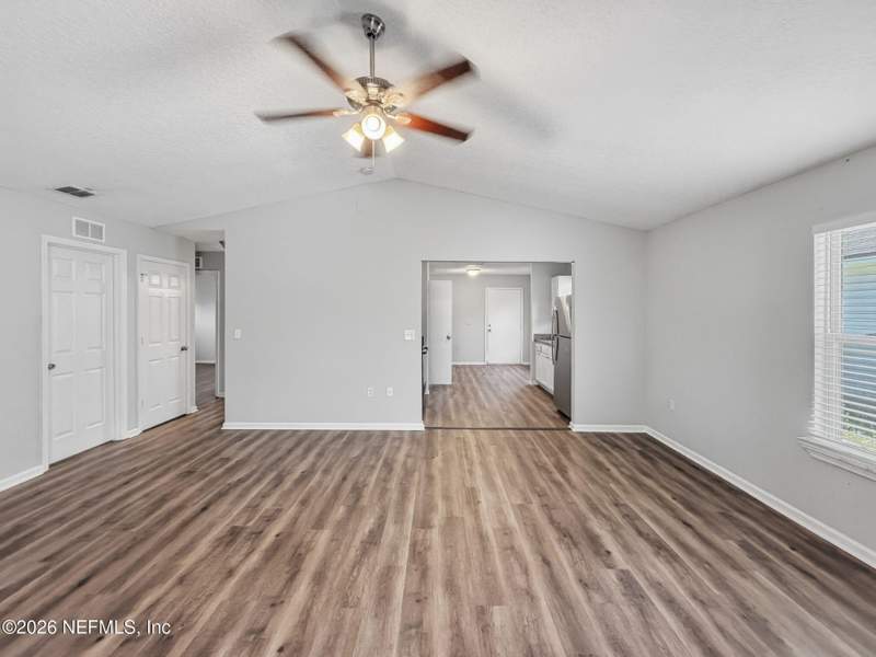 3 bedroom Single Family Residence at 5330 Kankakee Boulevard, Biltmore, Jacksonville — photo 5