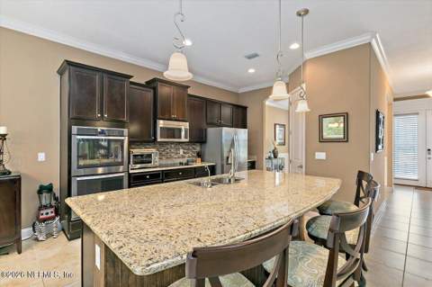 3914 Mediterranean Court, Jacksonville FL - photo 16 of 44