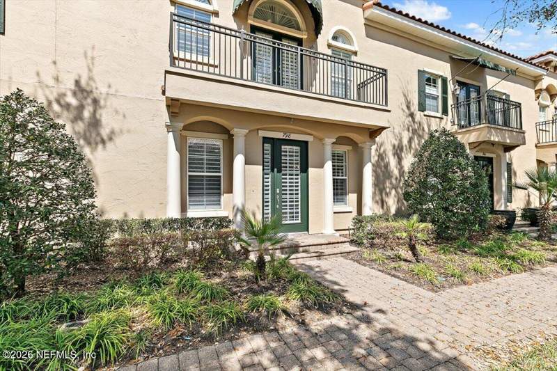 3 bedroom Townhouse at 798 Providence Island Court, Queens Harbour, Jacksonville — photo 2